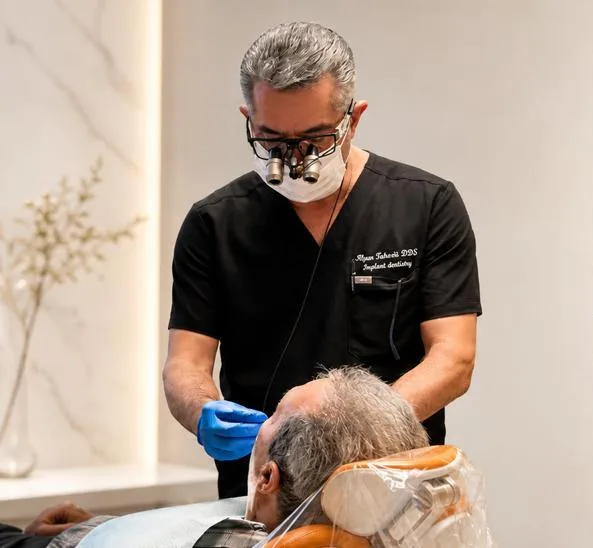 Dr. Reza Tafreshi DDS