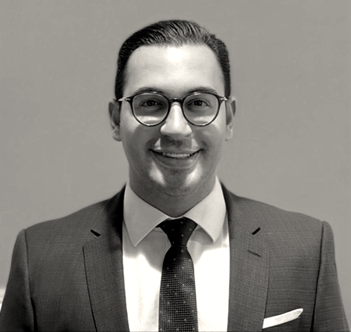 Dr Amirali Karimi DDS